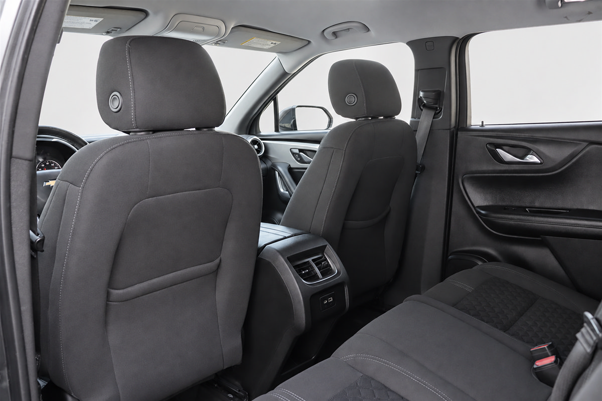 Used 2020 Chevrolet Blazer LT FWD image 18