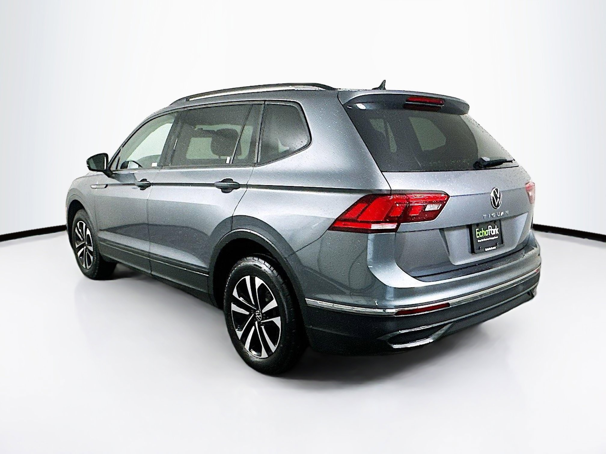 Used 2022 Volkswagen Tiguan S image 5