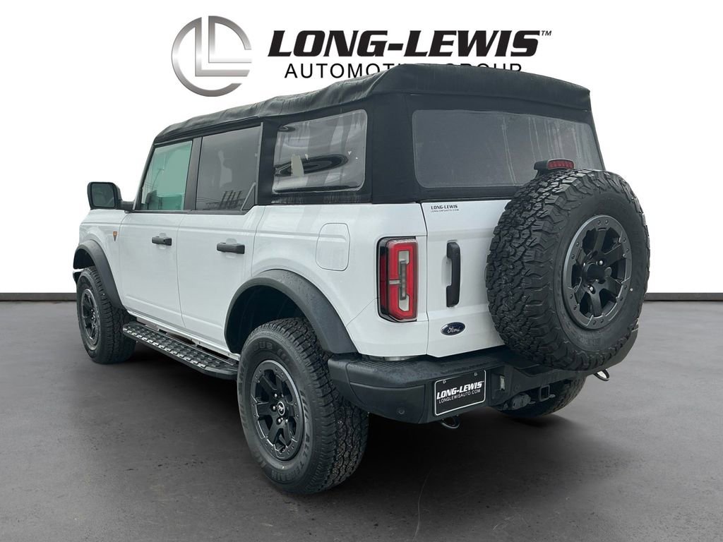 Used 2022 Ford Bronco Badlands image 4