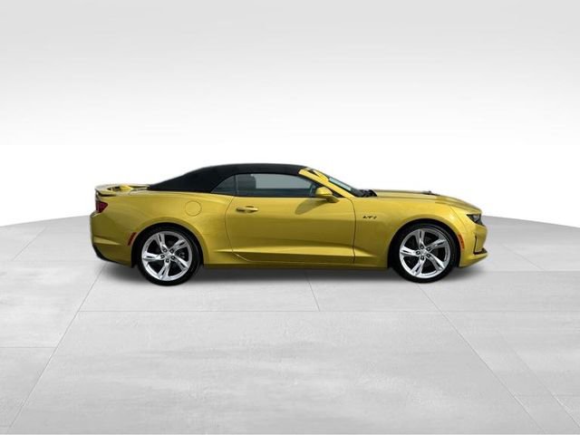 Used 2024 Chevrolet Camaro LT w/ Technology Package image 2