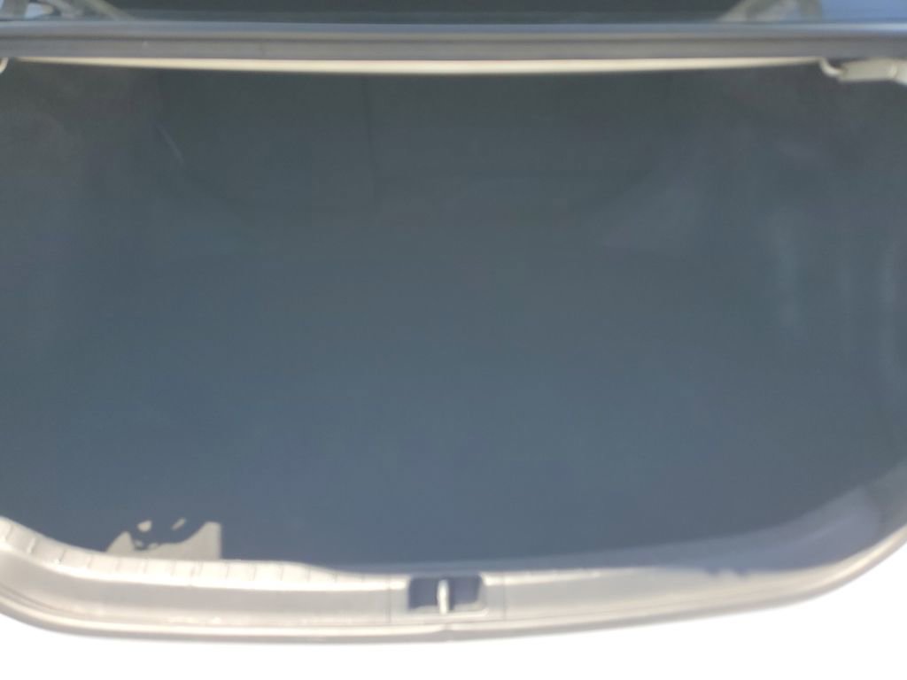 Used 2016 Toyota Corolla LE FWD image 14
