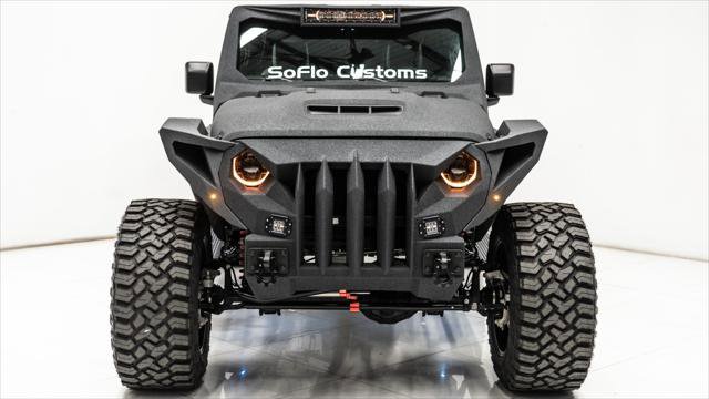 Used 2025 Jeep Gladiator Sport image 17