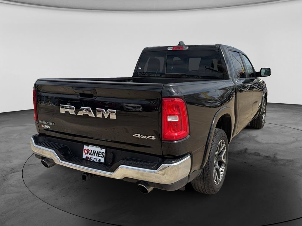 Used 2025 RAM 1500 Laramie AWD/4WD image 10