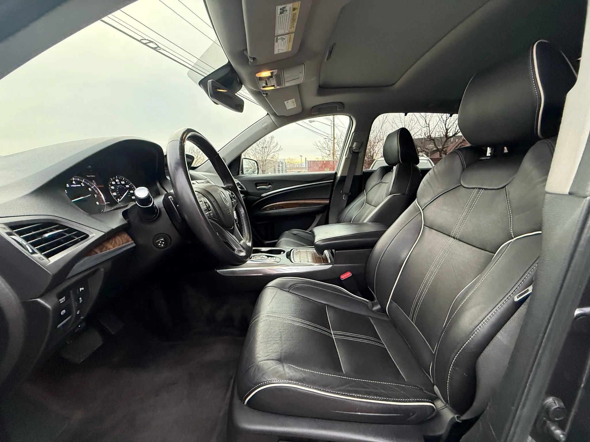 Used 2017 Acura MDX SH-AWD w/ Advance Package image 11