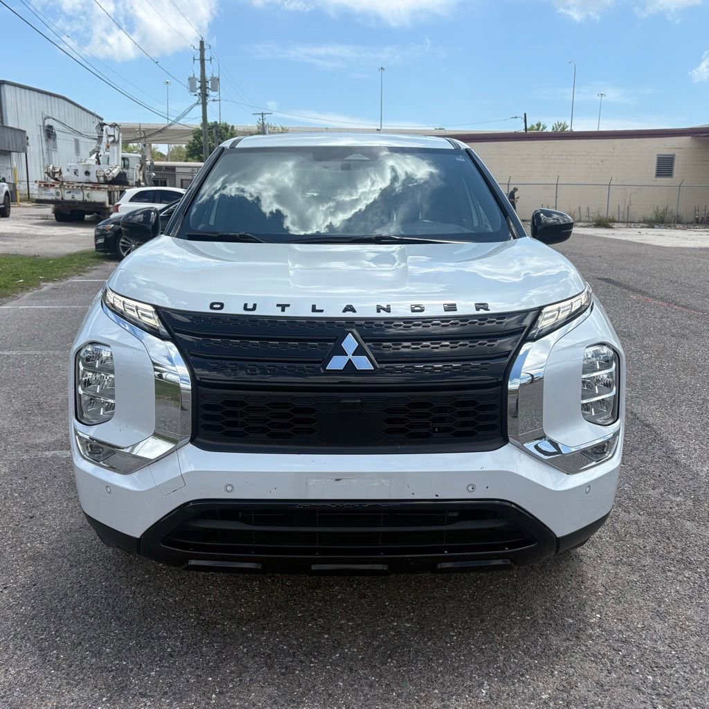 Used 2022 Mitsubishi Outlander SE FWD image 8