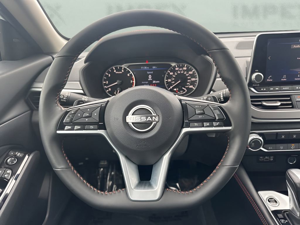 Used 2025 Nissan Altima 2.5 SR image 13