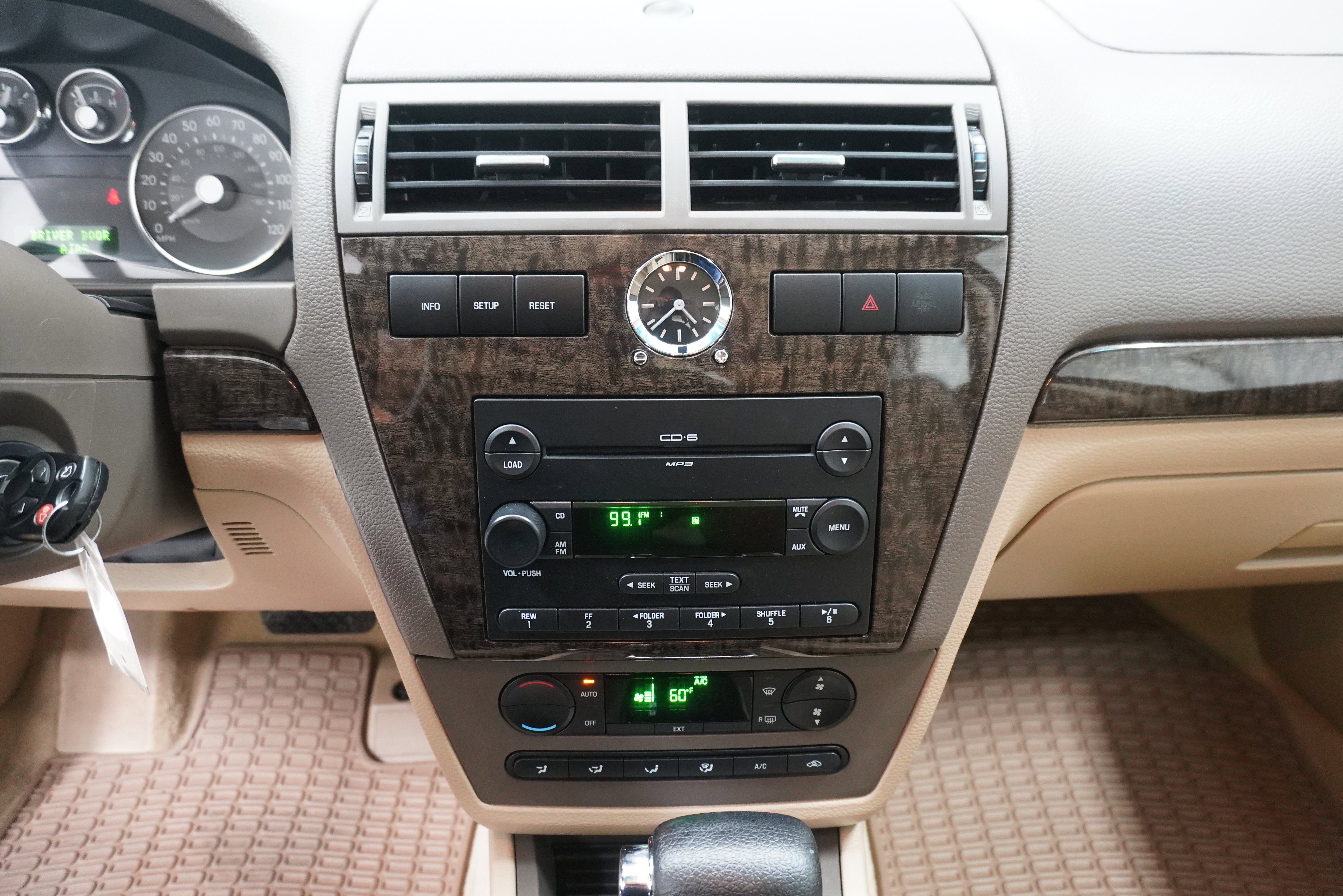 Used 2006 Mercury Milan Premier image 17