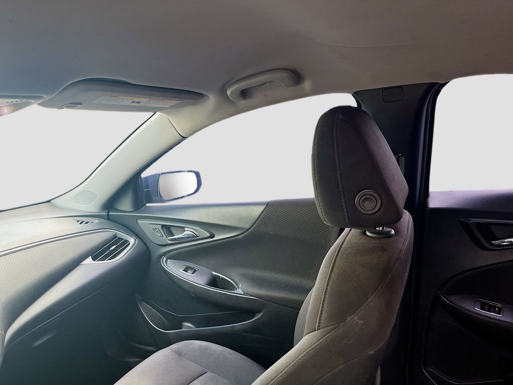 Used 2020 Chevrolet Malibu LS FWD image 21