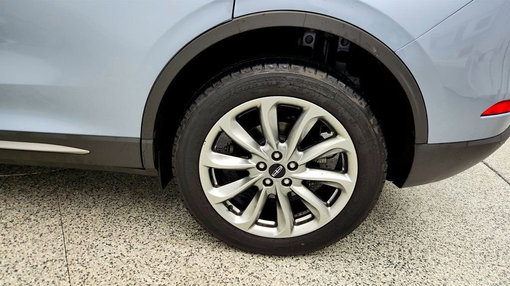 Used 2022 Lincoln Corsair AWD w/ Premium Package image 9