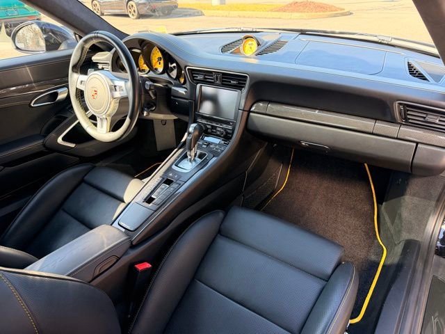Used 2015 Porsche 911 Turbo S image 24