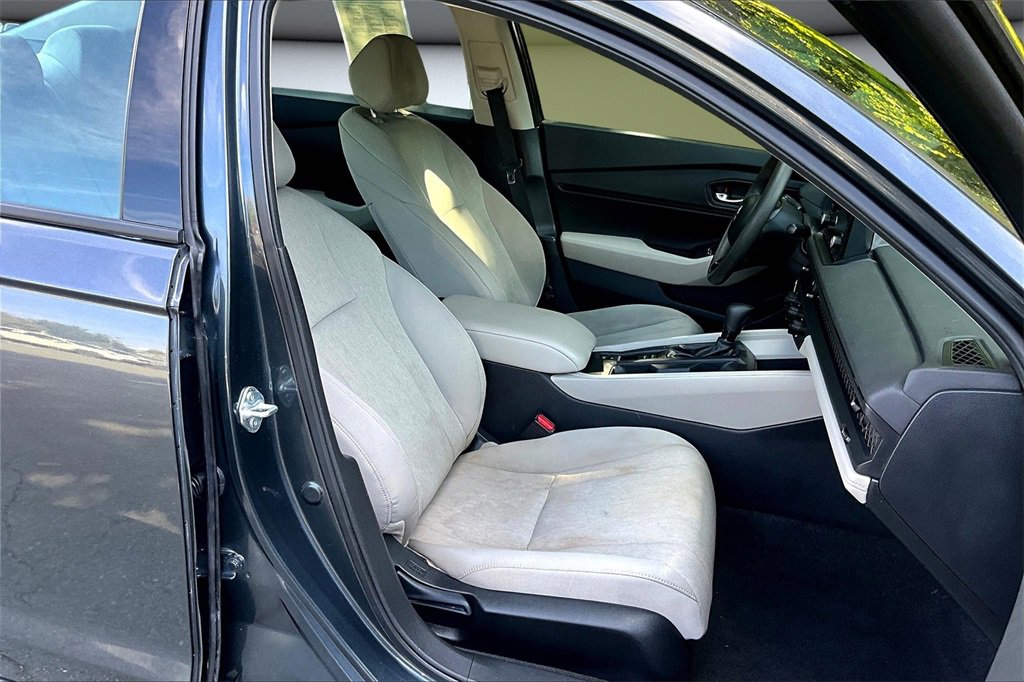 Used 2024 Honda Accord EX image 25