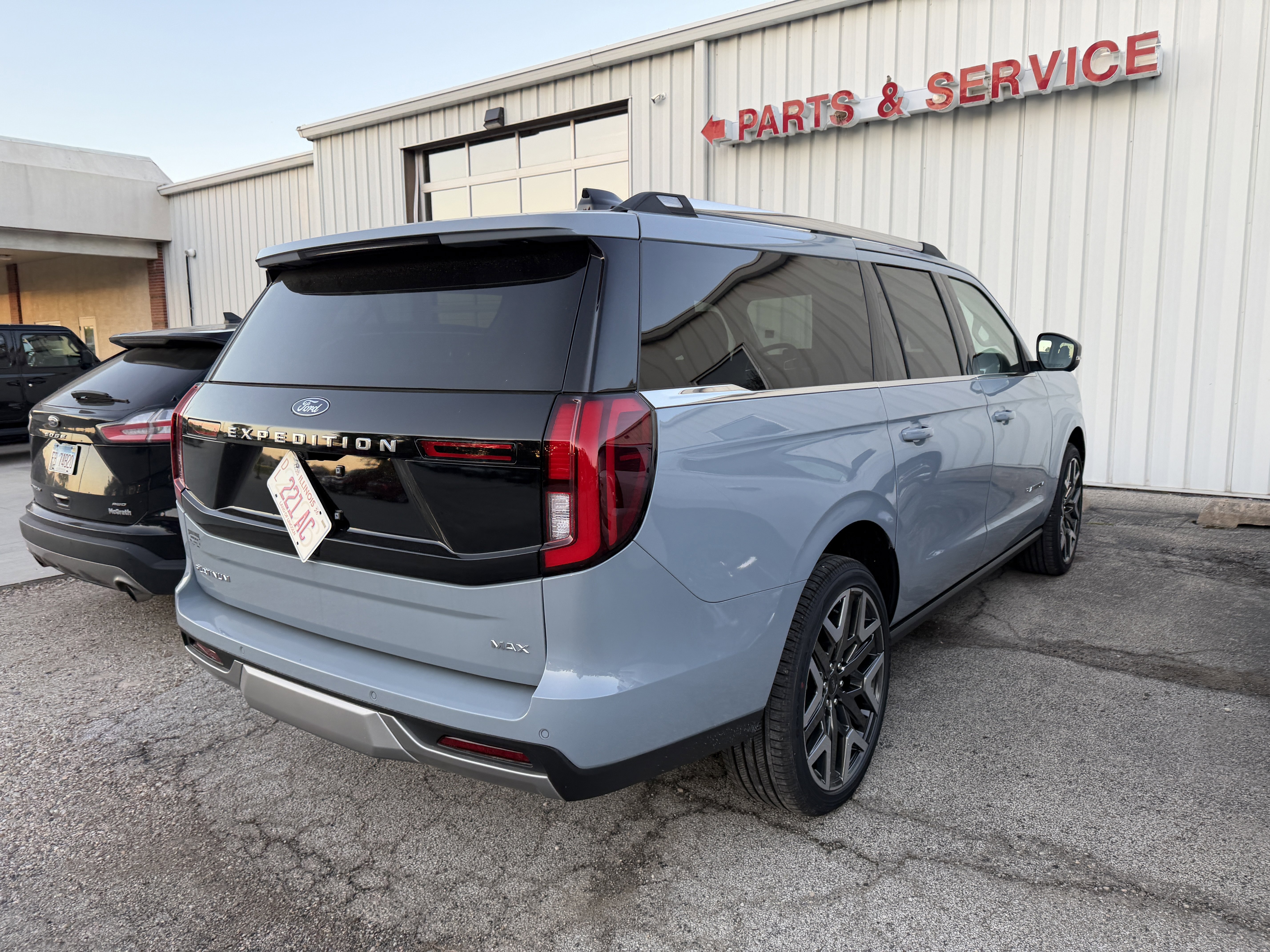 New 2026 Ford Expedition Max Platinum w/ Platinum Ultimate Package AWD/4WD image 5
