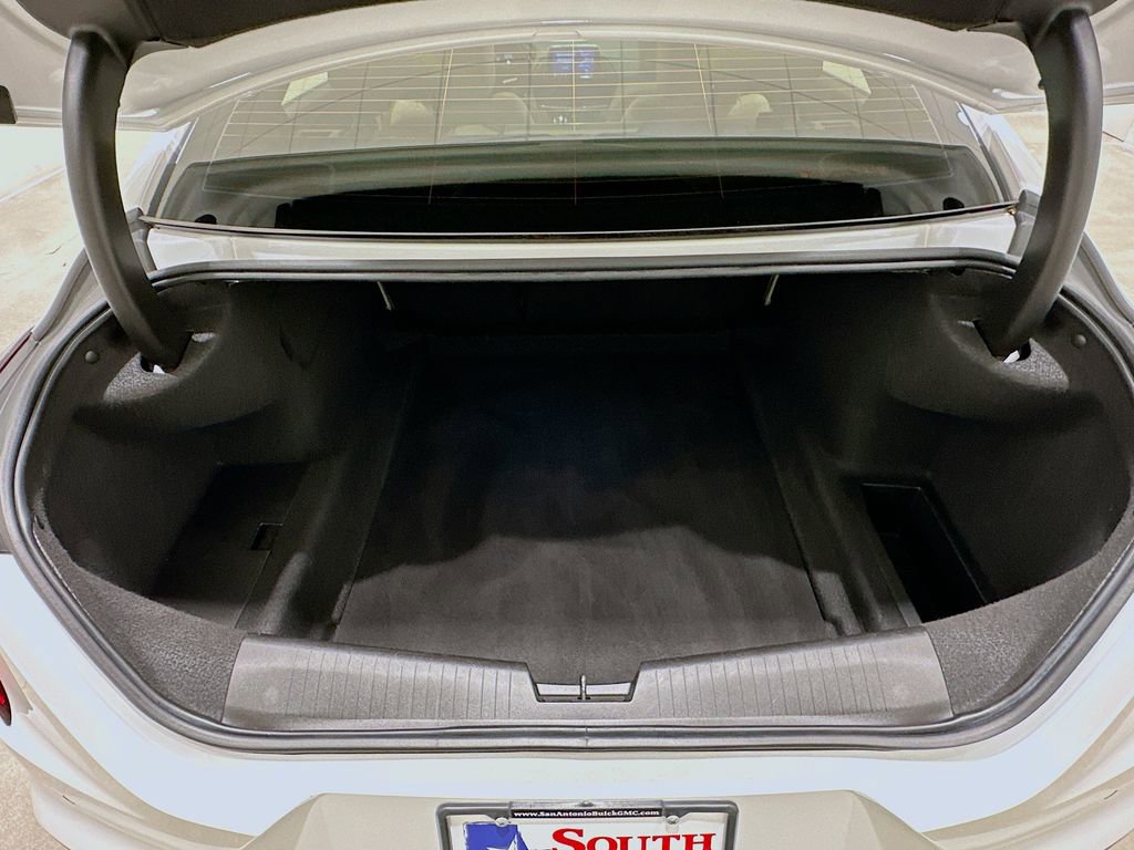 Used 2023 Cadillac CT4 Premium Luxury RWD image 28