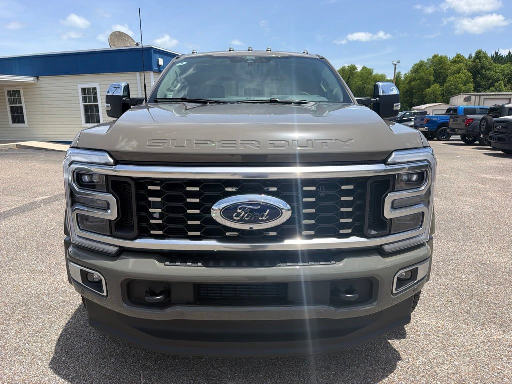 New 2026 Ford F450 Platinum w/ Platinum Plus Package AWD/4WD image 2