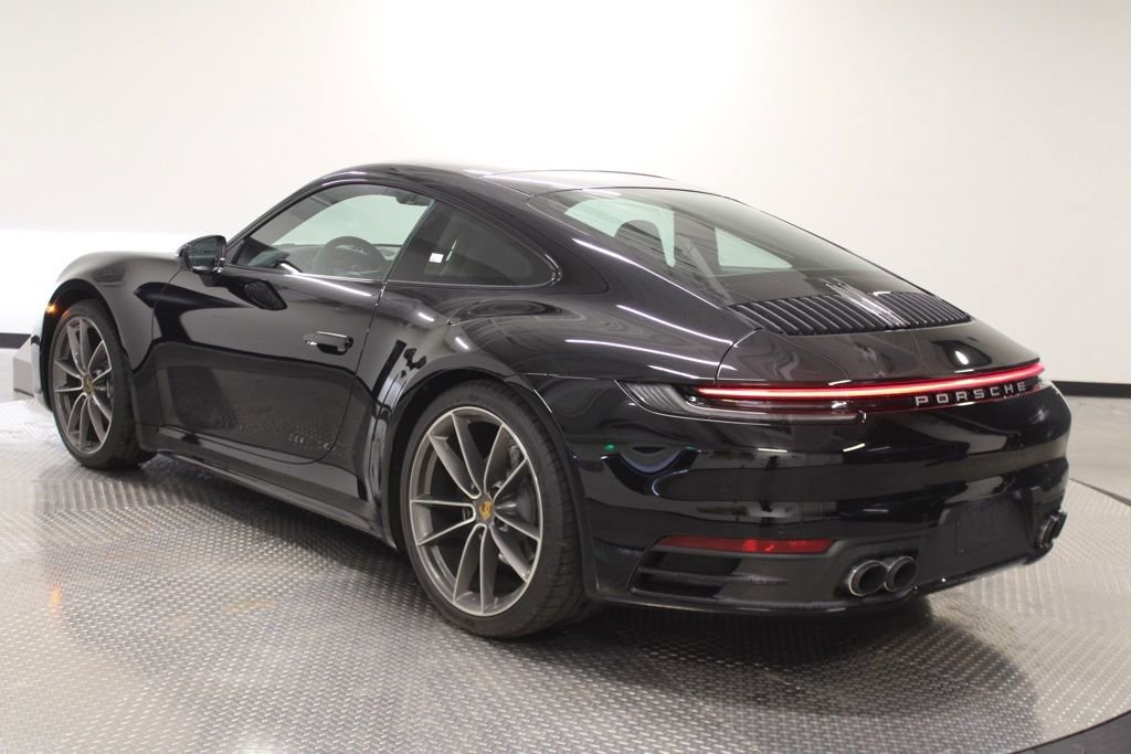 Certified 2024 Porsche 911 Carrera RWD image 3