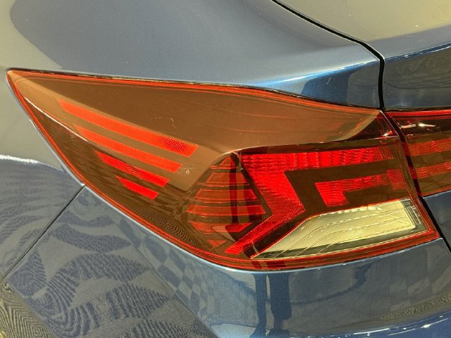 Used 2020 Hyundai Elantra SEL w/ Cargo Package (C1) FWD image 32