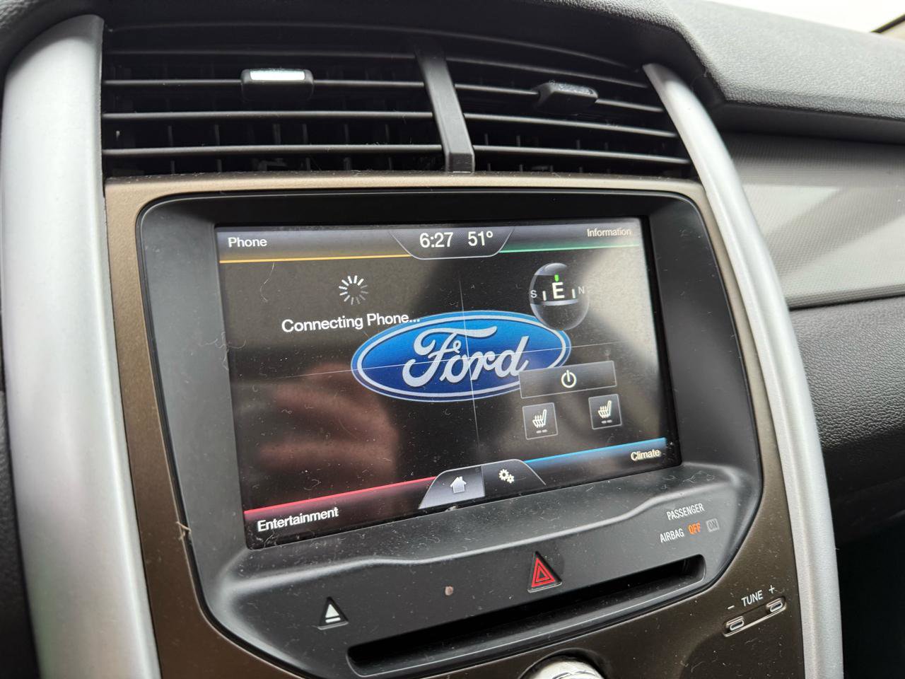 Used 2011 Ford Edge SEL w/ Canadian Comfort Pkg AWD/4WD image 35