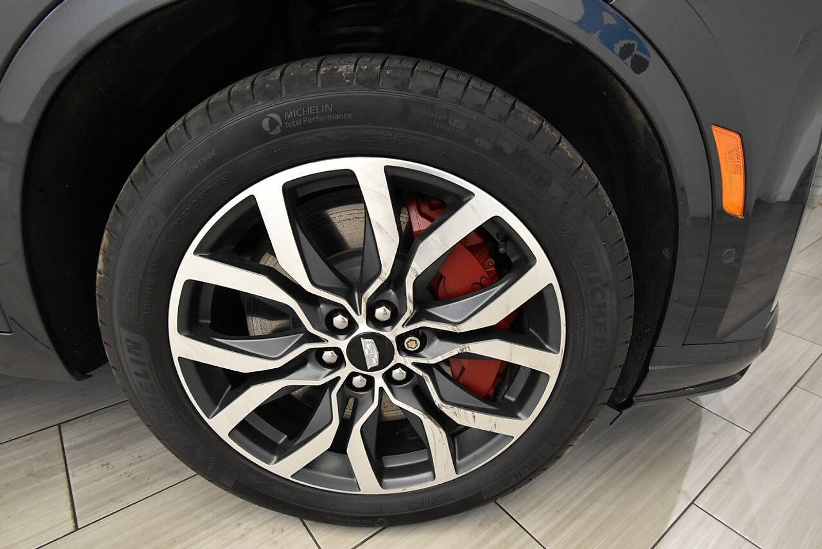 Used 2023 Cadillac XT6 Sport w/ Technology Package AWD/4WD image 10