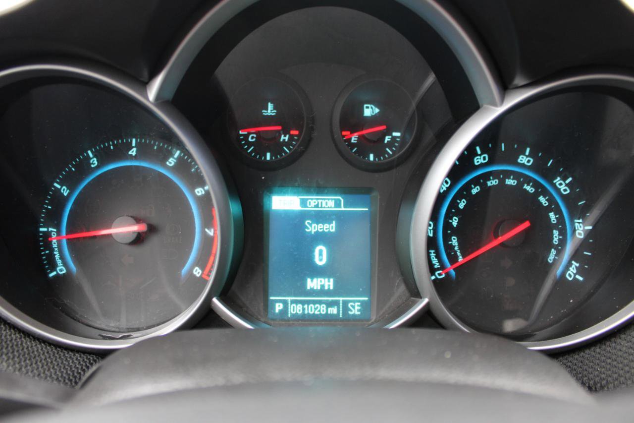 Used 2015 Chevrolet Cruze LT image 20