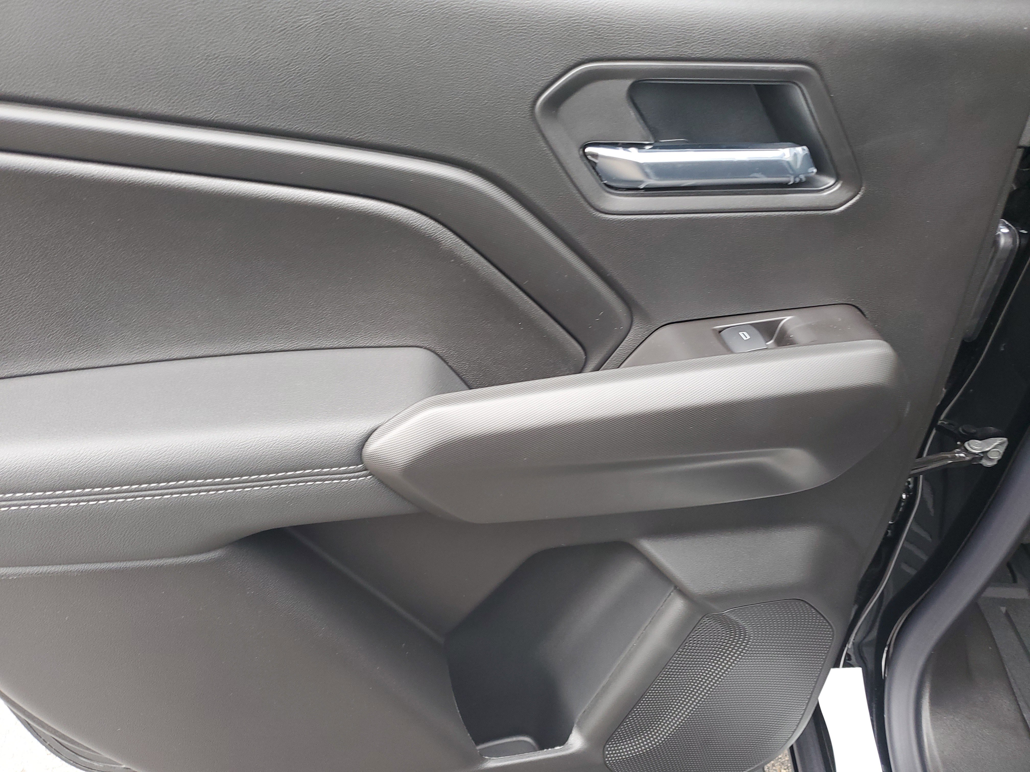 New 2026 GMC Canyon Elevation w/ Convenience Package image 28