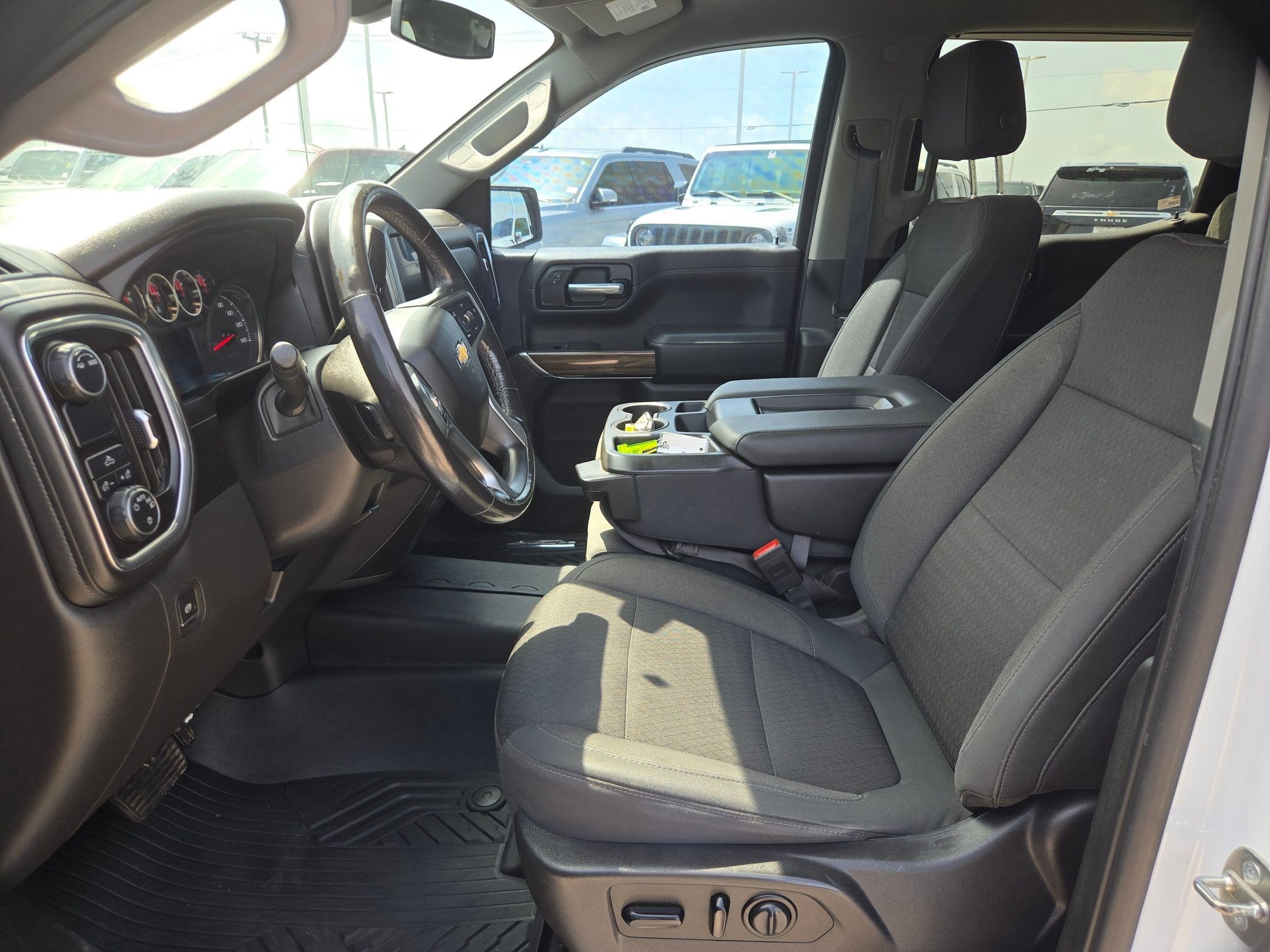 Used 2020 Chevrolet Silverado 1500 LT w/ Texas Edition RWD image 9