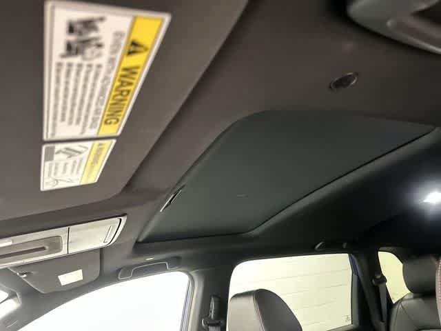 Used 2025 Honda CR-V Sport Touring image 28