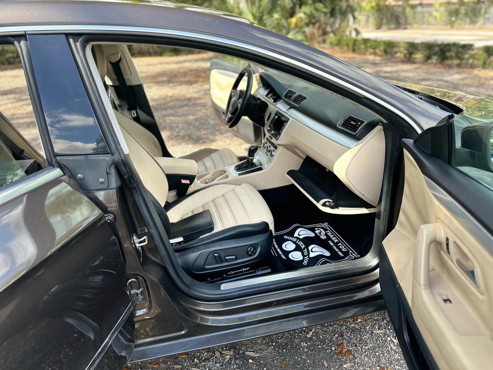 Used 2014 Volkswagen CC Sport FWD image 6