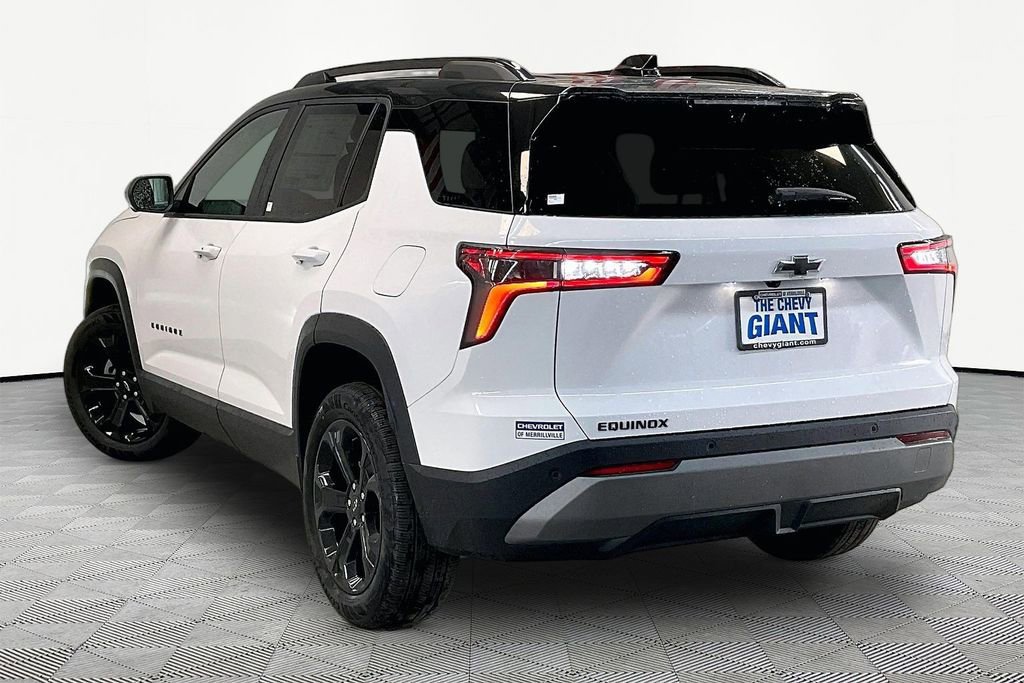 New 2026 Chevrolet Equinox LT w/ Midnight Edition FWD image 3