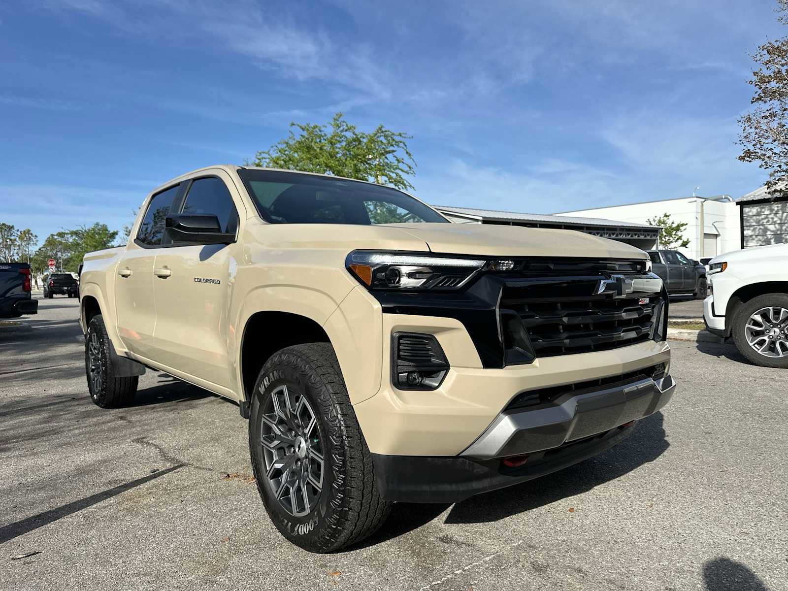 Certified 2023 Chevrolet Colorado Z71 w/ Z71 Convenience Package 2 image 8