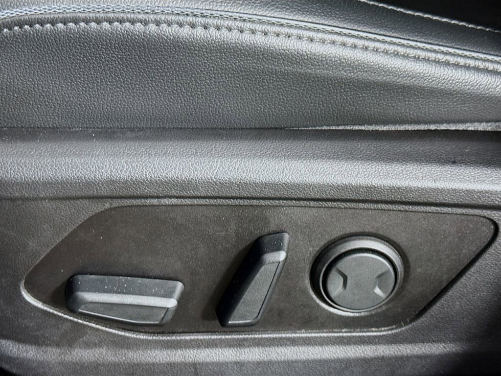 Used 2022 Hyundai Santa Cruz Limited image 19