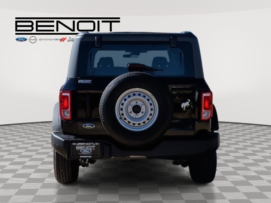 New 2025 Ford Bronco 4-Door image 4