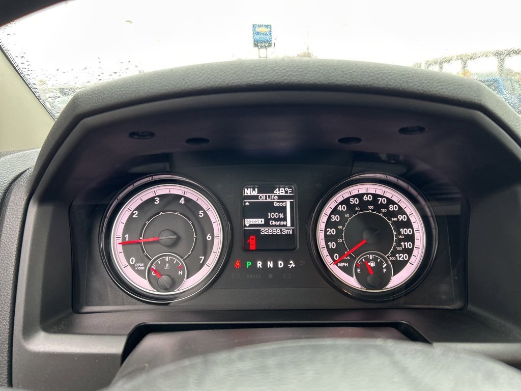 Used 2024 RAM 1500 Classic SLT image 17