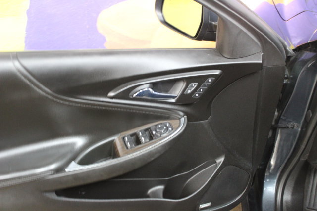 Used 2021 Chevrolet Malibu Premier w/ LPO, Floor Liner Package FWD image 11