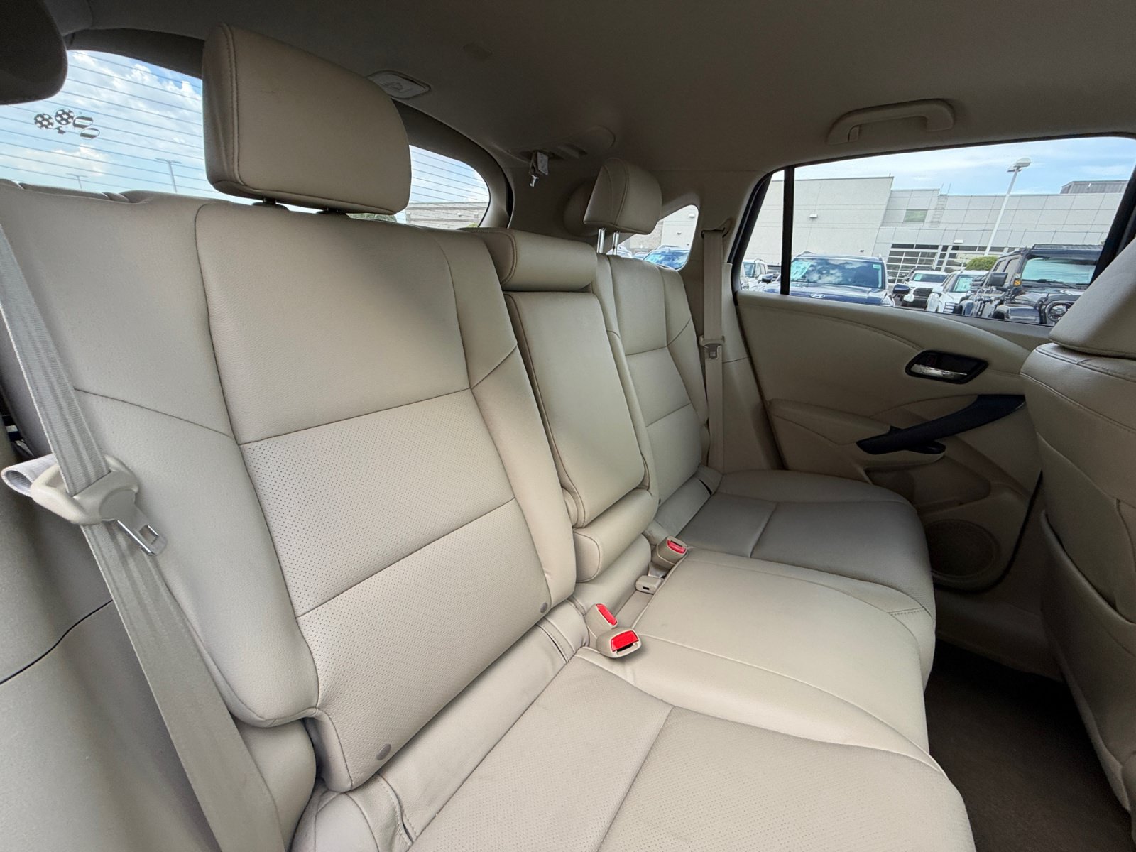 Used 2017 Acura RDX w/ Advance Package FWD image 18