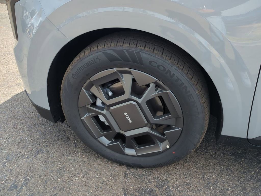 New 2026 Kia Carnival SX FWD image 32