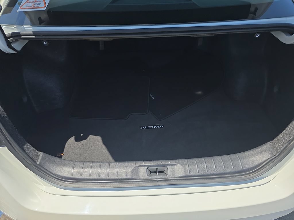 Used 2025 Nissan Altima 2.5 SV FWD image 20