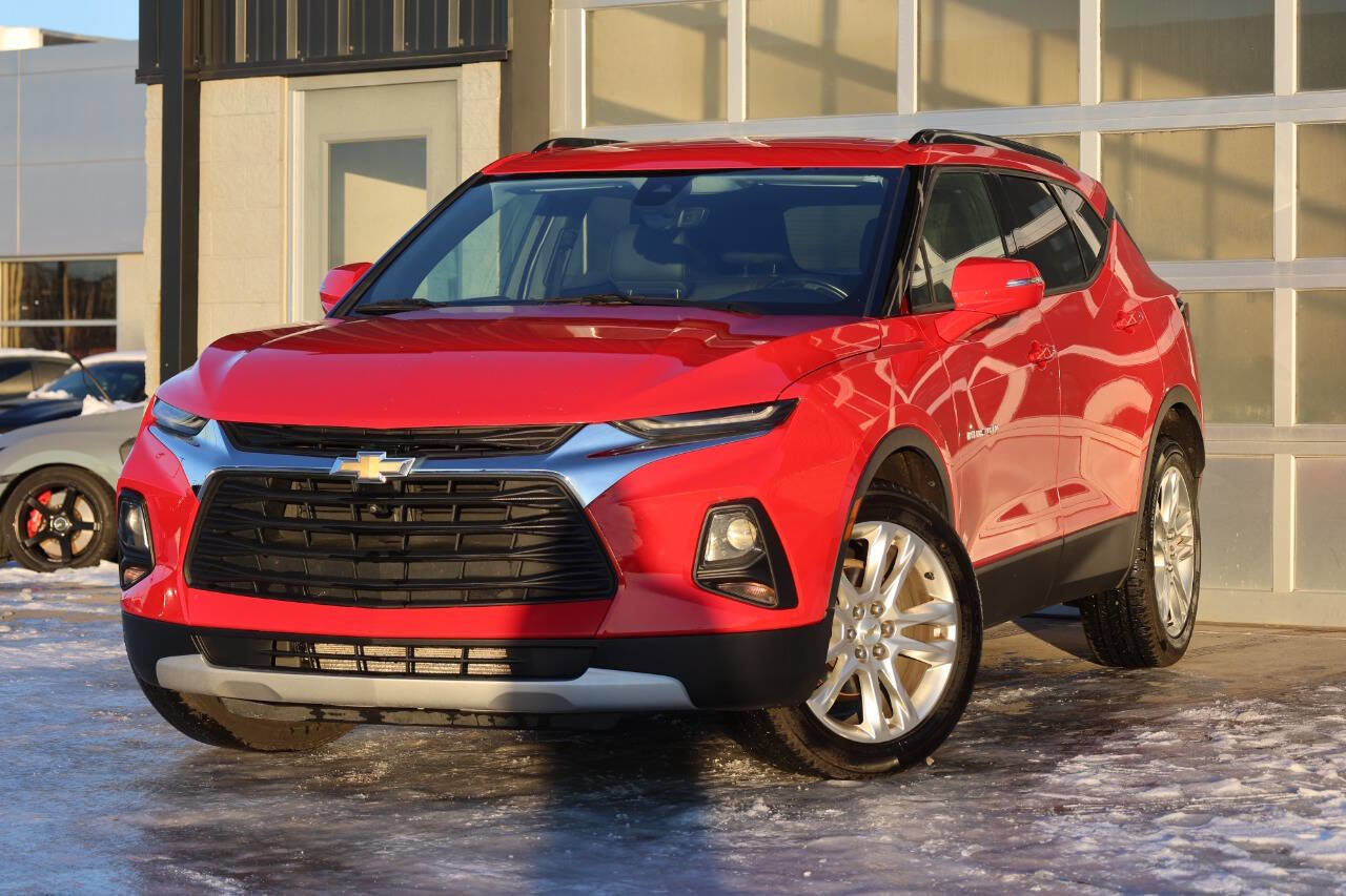 Used 2020 Chevrolet Blazer LT w/ Sound & Technology Package AWD/4WD image 3