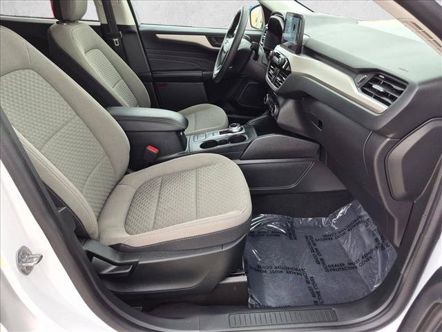 Certified 2022 Ford Escape SE AWD/4WD image 19
