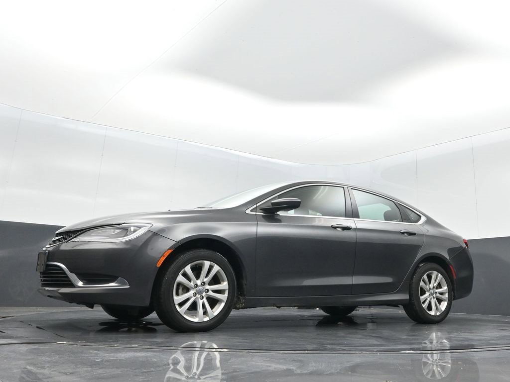 Used 2015 Chrysler 200 Limited w/ Convenience Group image 11
