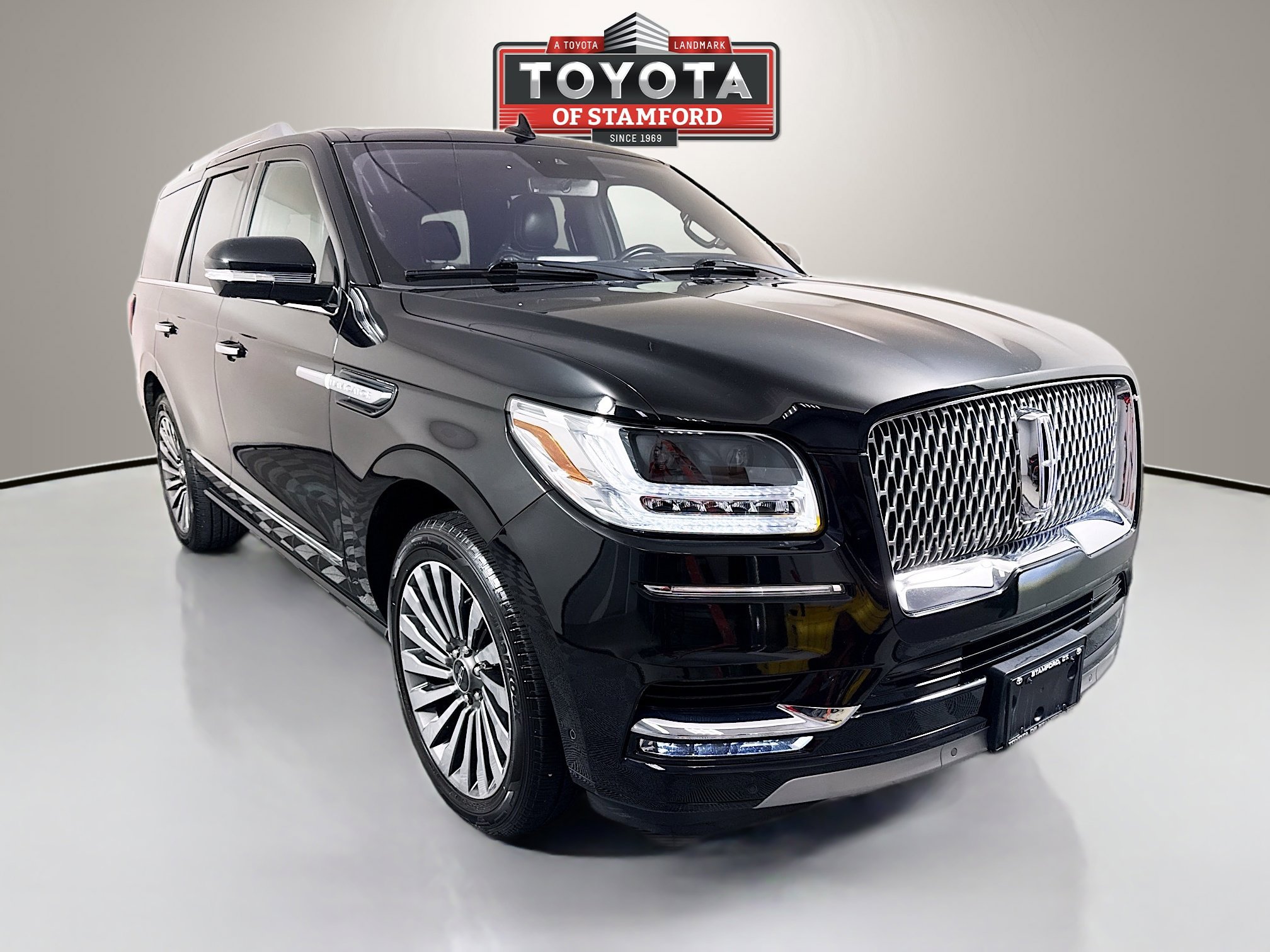 Used 2019 Lincoln Navigator Reserve AWD/4WD image 1