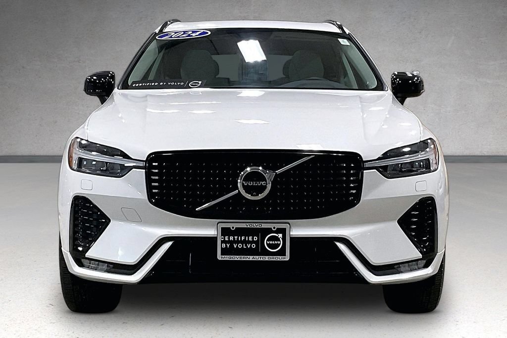 Certified 2024 Volvo XC60 B5 Plus AWD/4WD image 2