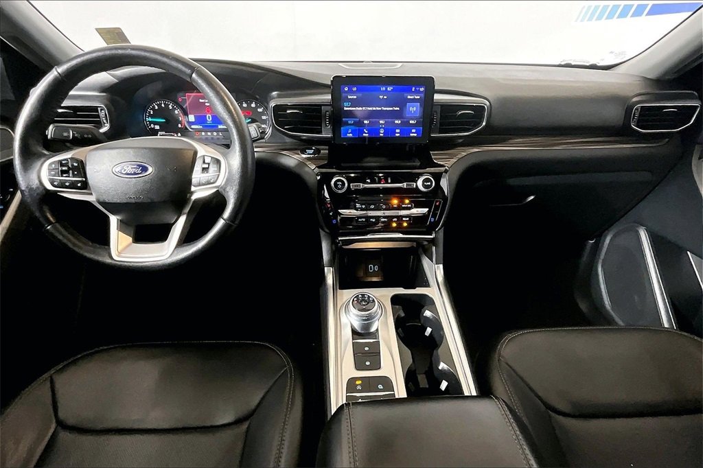 Certified 2024 Ford Explorer Limited image 11