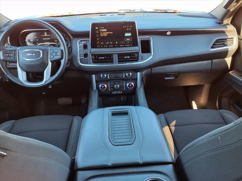 Used 2024 GMC Yukon XL SLE image 19