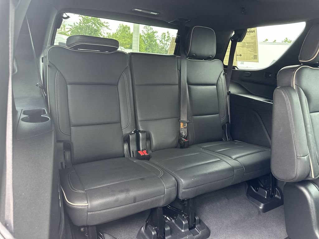 Certified 2023 GMC Yukon SLT w/ SLT Premium Package AWD/4WD image 27