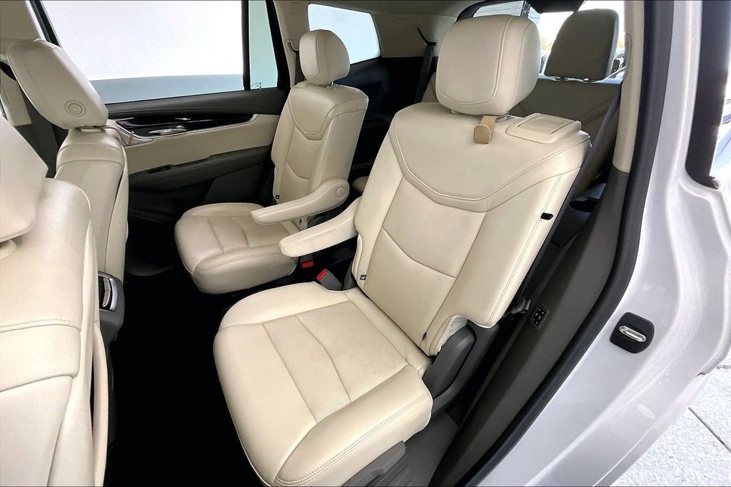 Used 2020 Cadillac XT6 Premium Luxury FWD image 34