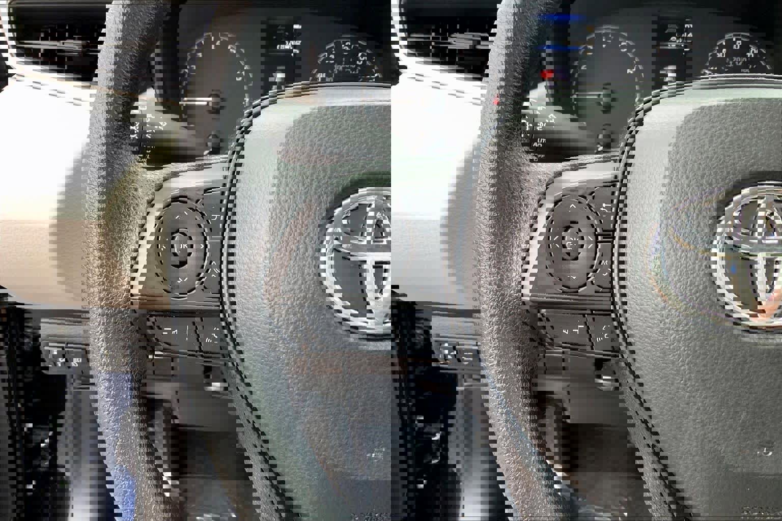 Used 2024 Toyota Corolla LE image 23