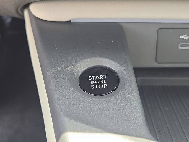 New 2026 Nissan Sentra SL w/ Floor Mat Package FWD image 28