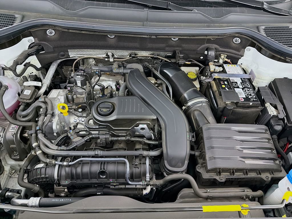 Used 2024 Volkswagen Taos S image 30