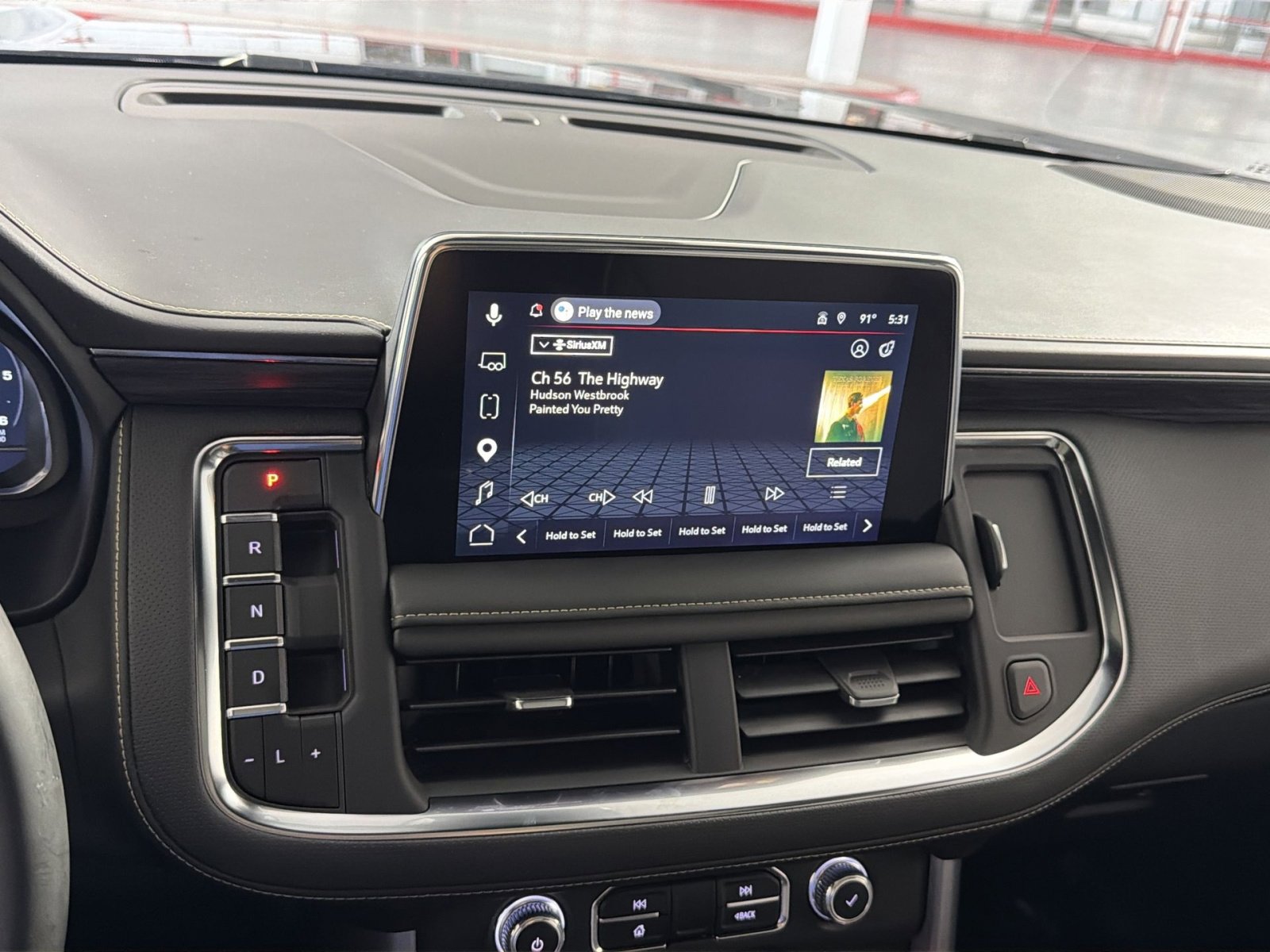 Used 2023 GMC Yukon XL SLT w/ SLT Premium Package image 18