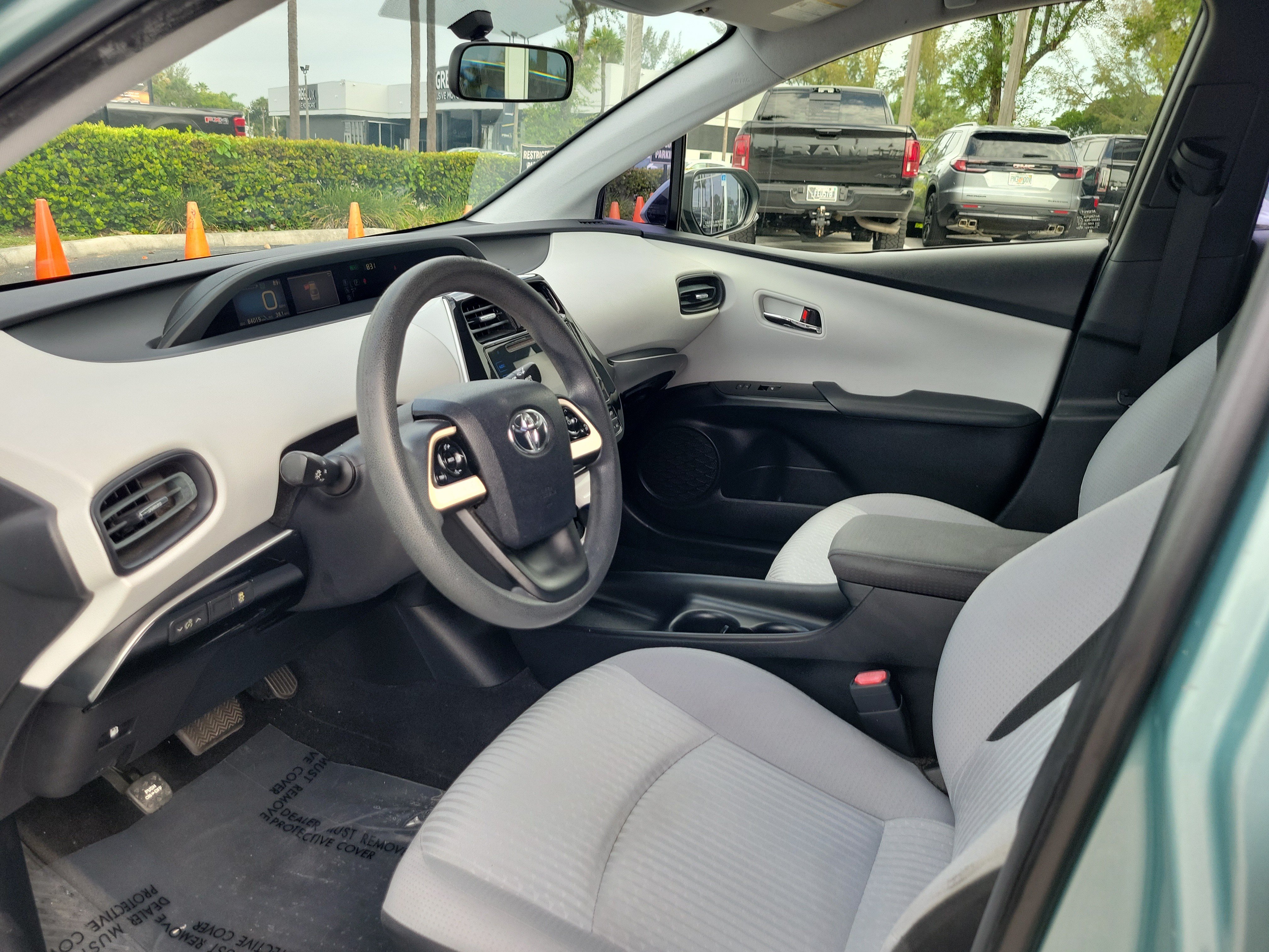 Used 2016 Toyota Prius Two FWD image 11